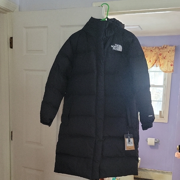 The North Face Long Black Down Jacket New With Tags On - Picture 6 of 13